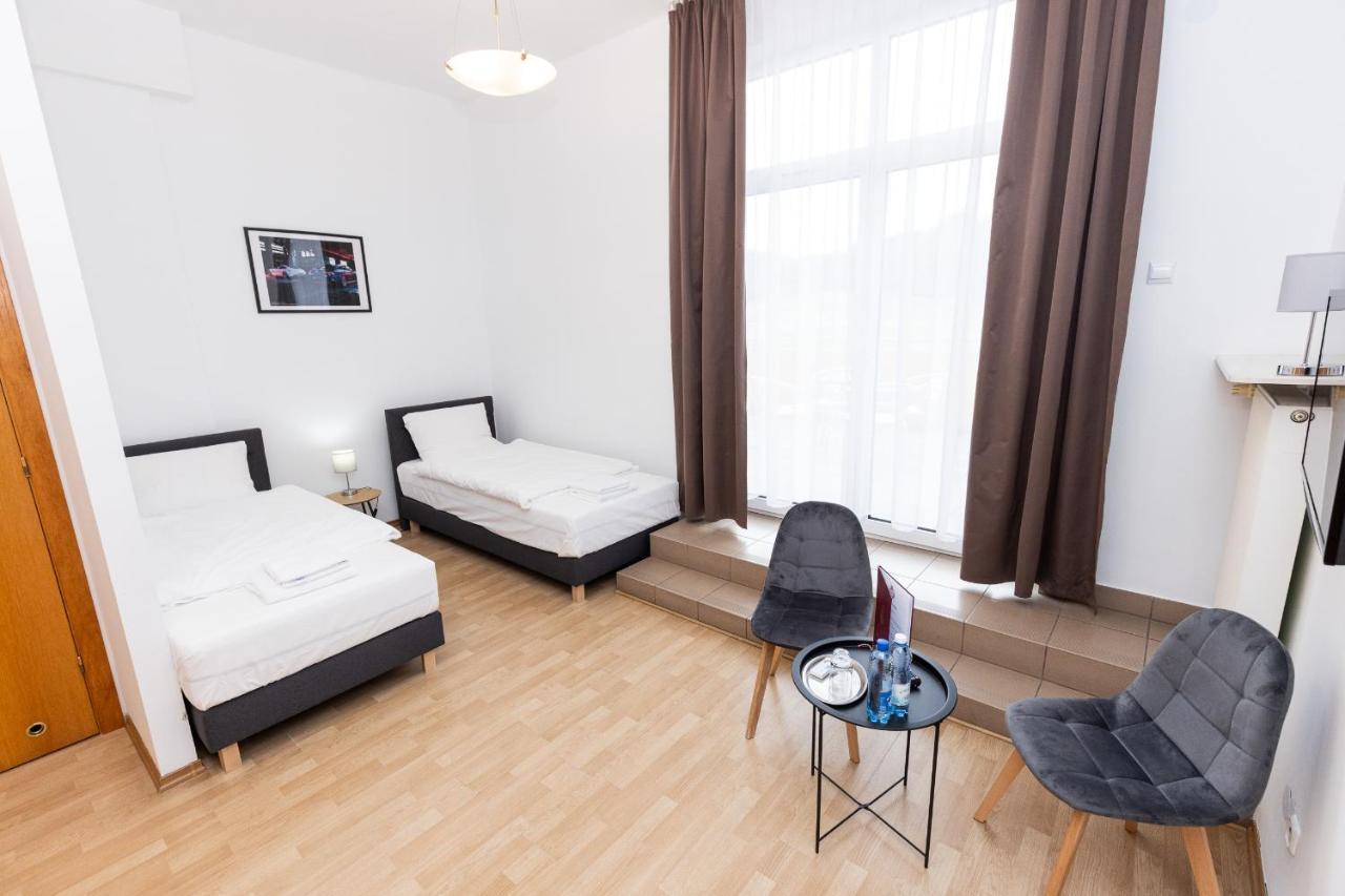 Hotel Tor Kielce Cminsk Exterior foto